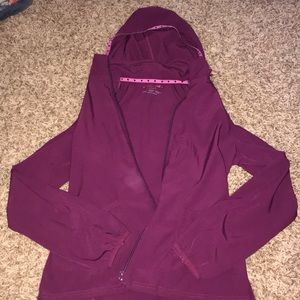 i’m selling another used scrub jacket.